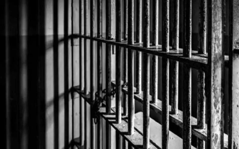 Drug lord ran smuggling network from prison cell, six members of the ...