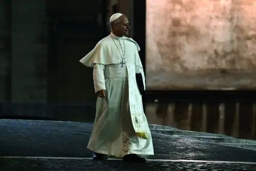 Pope's Back ‘War is back in vogue,’ Pope Leo says | News of Bahrain